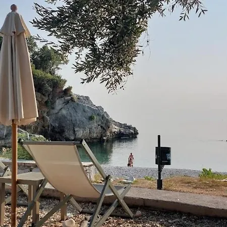 Beachfront Pelion Getaways - Palia *
